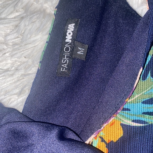 Fashion Nova Vidette Floral Romper - Picture 7 of 8